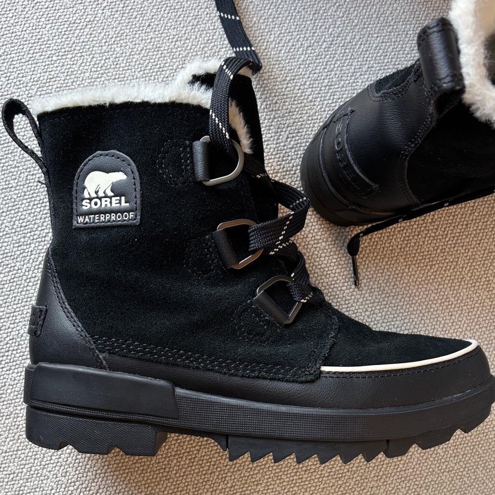 Sorel Black and White Winter Boots